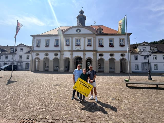 Sommerradtour von Mathias Wagner startet in Bad Karlshafen